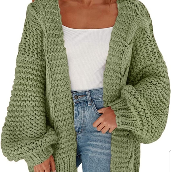 Sweaters - NEW OLIVE GREEN OVERSIZED CHUNKY KNIT OPEN CARDIGAN